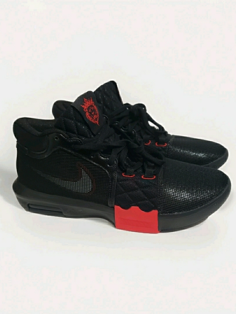 Nike LeBron Witness 8 Bred Basketball Shoes Men’s 12.5 FB2239-005 NIB Indoor,/Ou